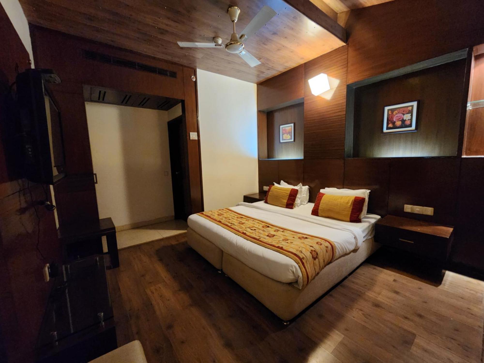 Hotel Royal Ark - Kasauli Esterno foto