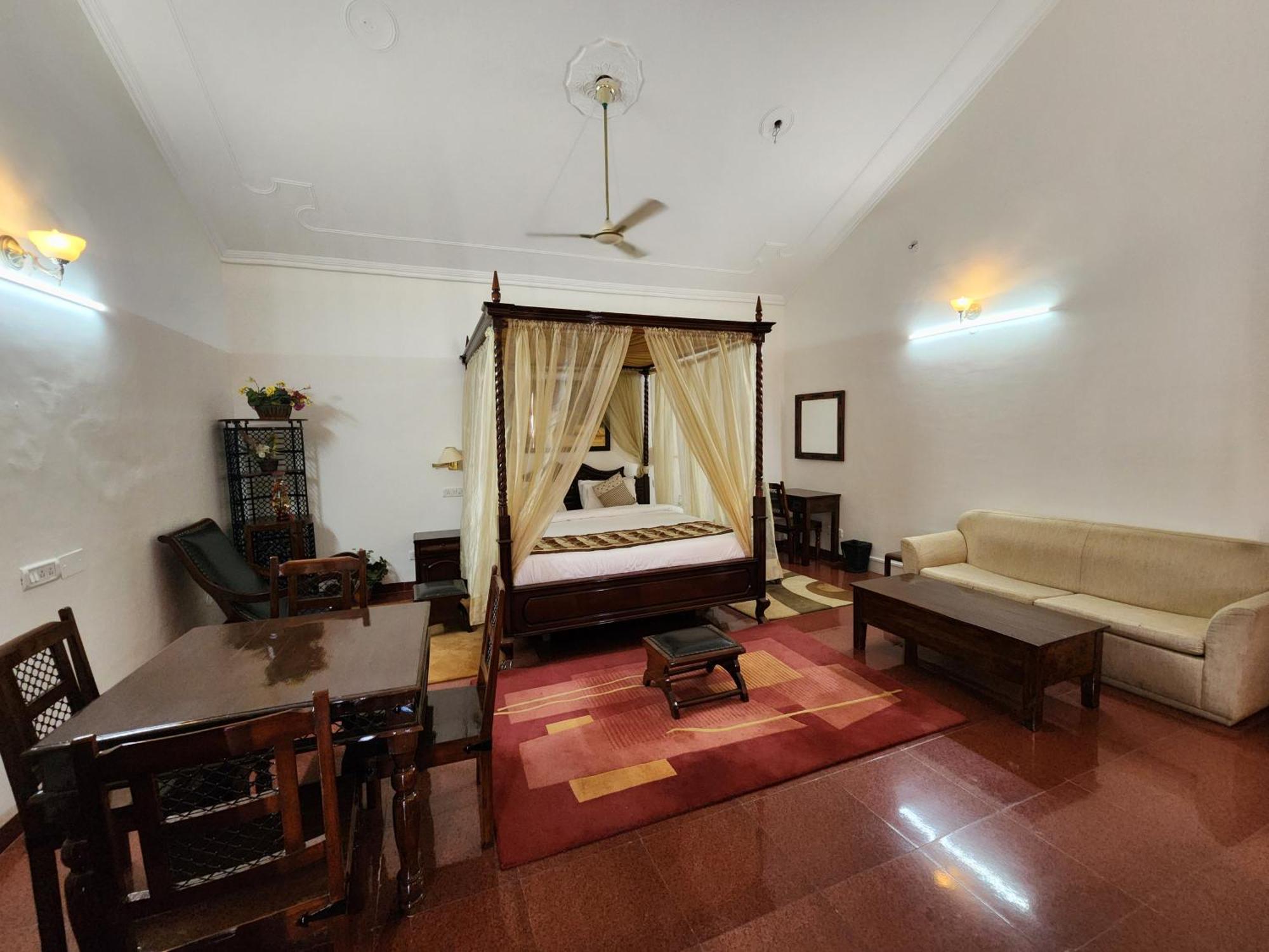 Hotel Royal Ark - Kasauli Esterno foto