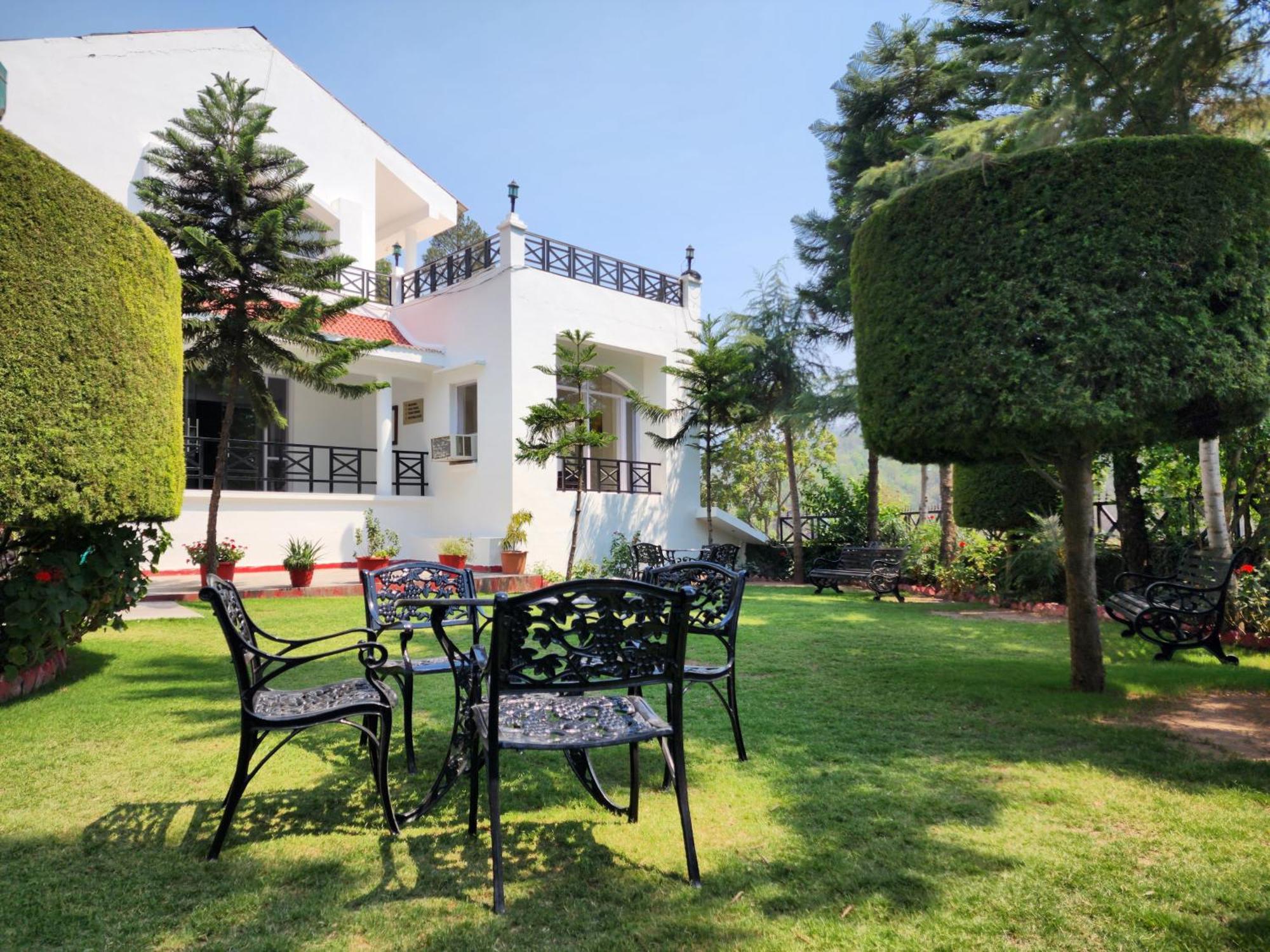 Hotel Royal Ark - Kasauli Esterno foto