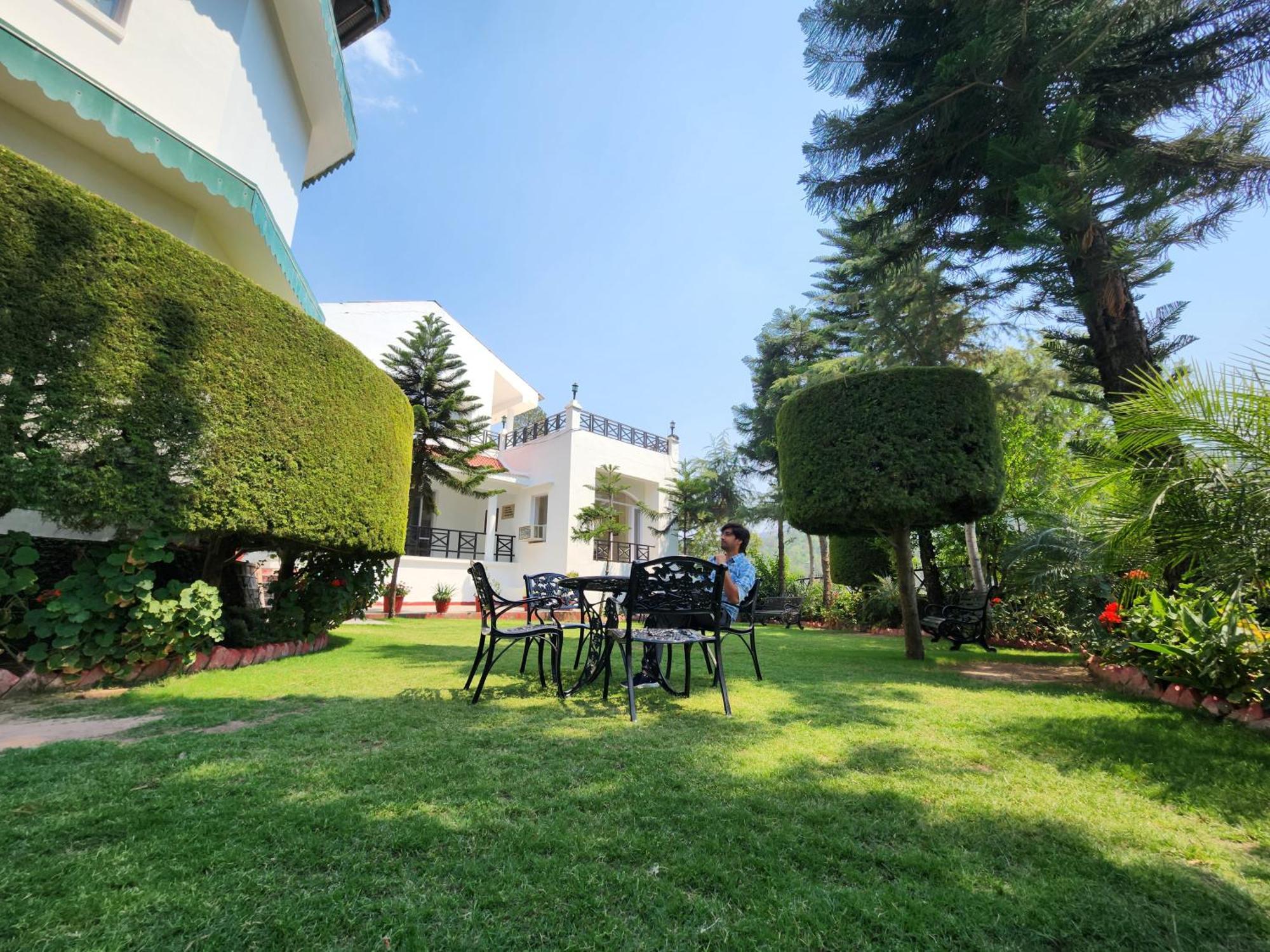 Hotel Royal Ark - Kasauli Esterno foto